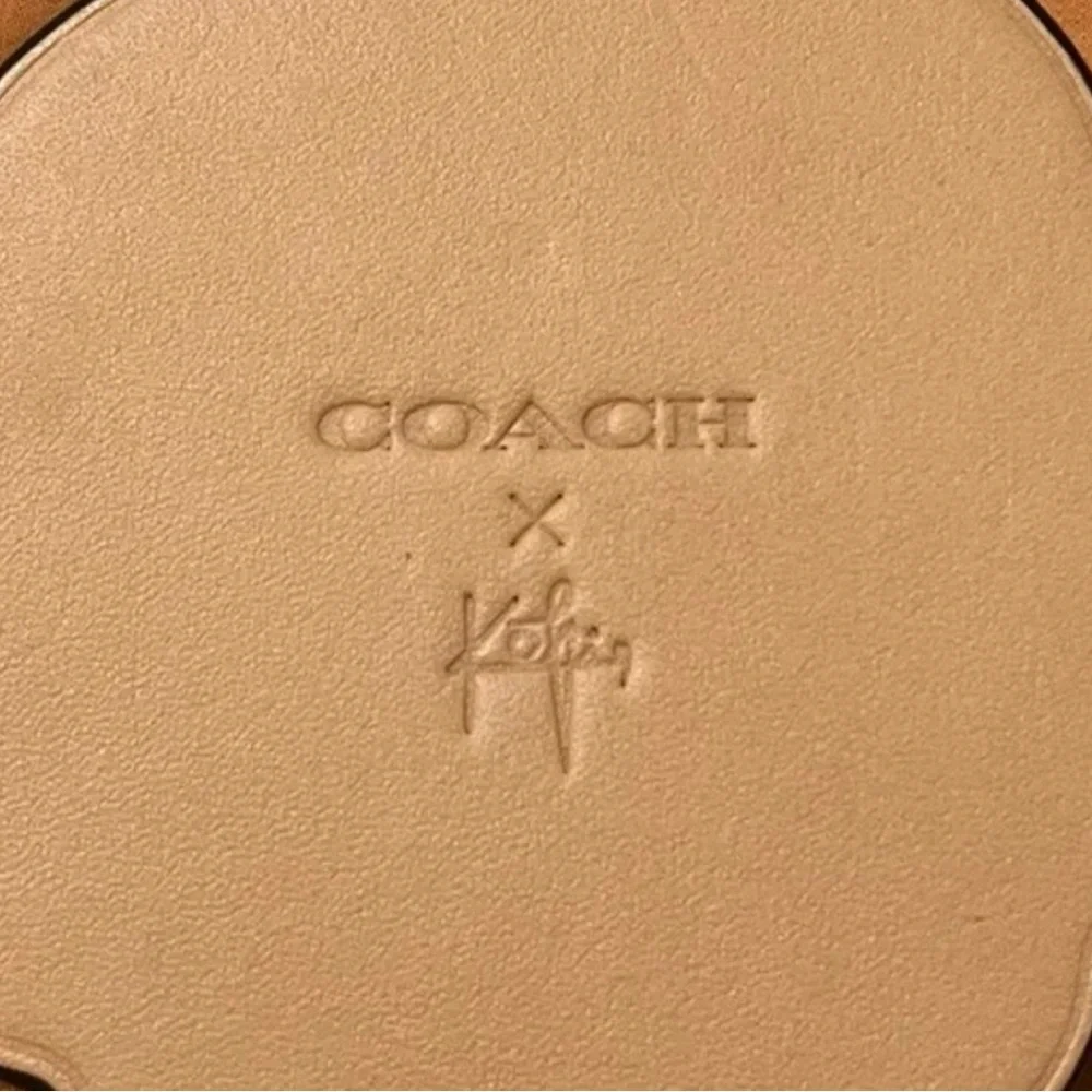 🌺 Coach X Koki Leather Hibiscus Flower Key Fob Chain Keychain 🌺 - Picture 4 of 4